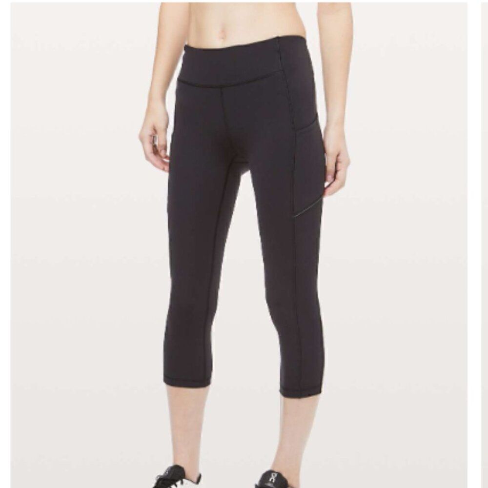 LULULEMON Speed Up Crop 21" Black Size 2